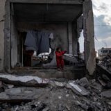 Lokalno stanovništvo tvrdi: Izrael izveo vazdušne napade na Rafu 7