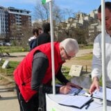 Protiv betonizacije blokova: Stanari Bloka 63 organizovali potpisivanje peticije (FOTO) 6