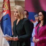 Sandra Božić (SNS) odgovorila da li SNS preti kada kaže da "obuzdava svoje članstvo" da ne odgovori na uvrede i nasilje opozicije 15