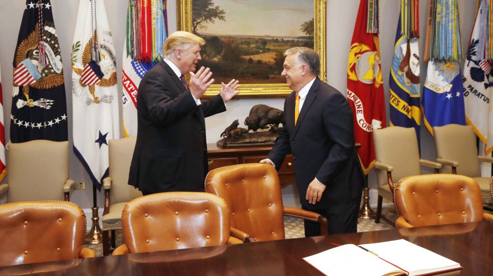 Blumberg: Orban danas sa Trampom na Floridi 1