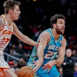 Vasilije Micić trejdovan iz Finiksa u Šarlot 3