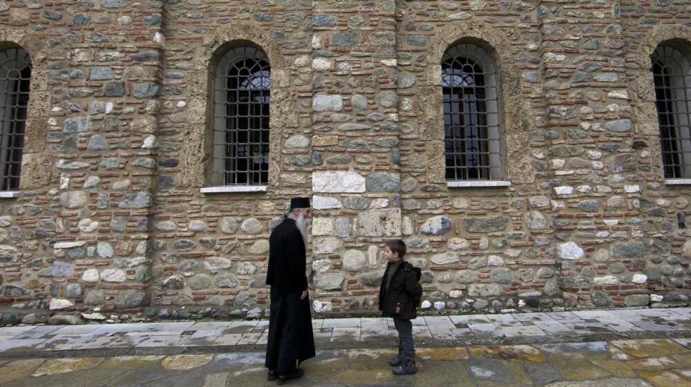 Reportaža Noje cirher cajtunga o manastiru Dečani: Ironija je to što Aljbin Kurti naređuje zaokret u ovom pitanju 1
