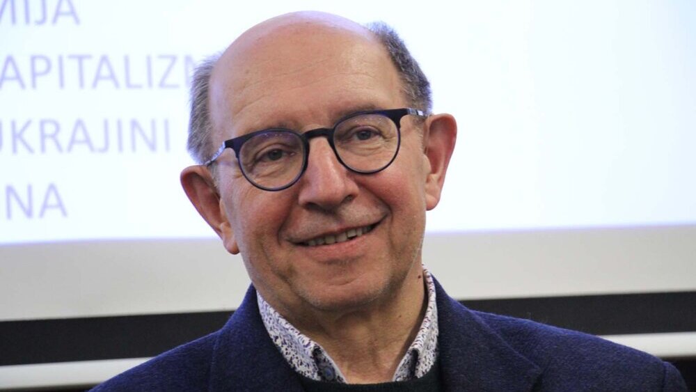 "Kriva" Rezolucija o Jasenovcu, opomena i za Spajića: Sagovornici Danasa o odluci Hrvatske da proglasi Mandića, Kneževića i Bečića nepoželjnim 3 "Kriva" Rezolucija o Jasenovcu, opomena i za Spajića: Sagovornici Danasa o odluci Hrvatske da proglasi Mandića, Kneževića i Bečića nepoželjnim 3