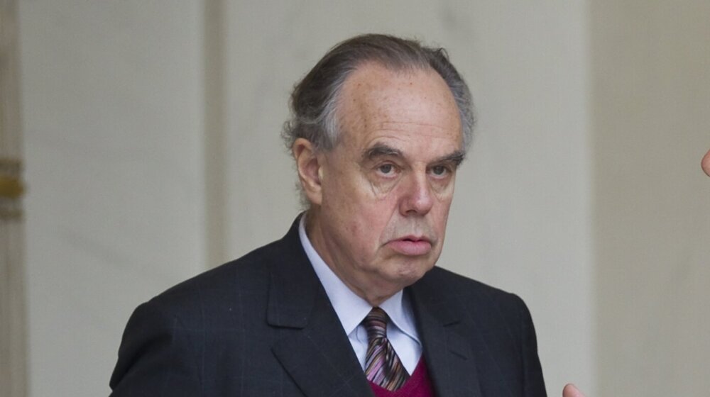 Umro Frederik Miteran 1