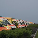 Strašna nesreća na auto-putu u Nemačkoj: Najmanje pet osoba poginulo, autobus se prevrnuo na bok 7