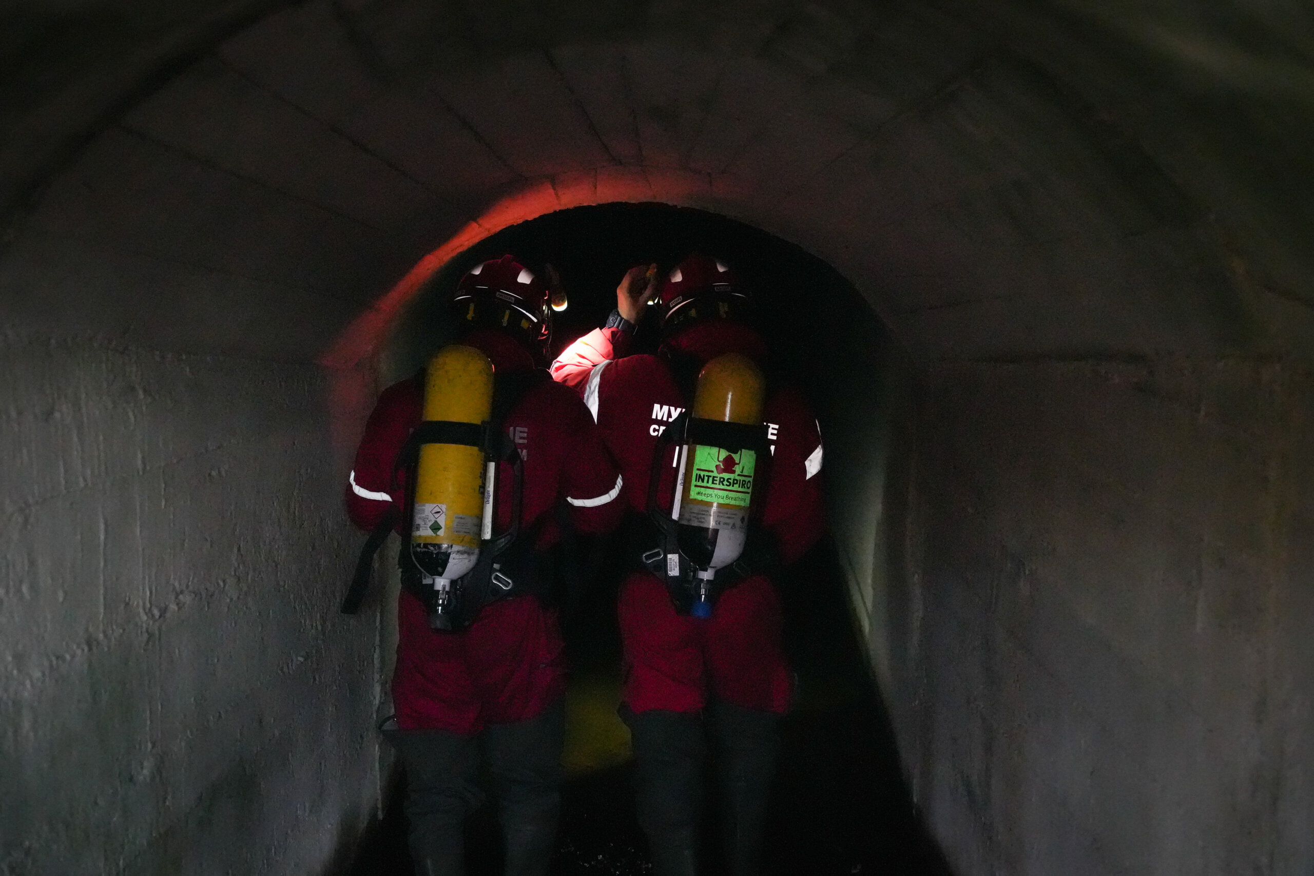 MUP se oglasio o potrazi za nestalom devojčicom: Pretraženi su tuneli, podzemni kanali i šahtovi, nisu pronađeni nikakvi tragovi (FOTO) 2