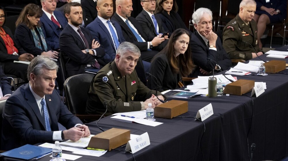 "Dodik bi mogao da pokrene secesiju u BiH ove godine, veliki rizik od novih sukoba između Srbije i Kosova": Obaveštajne agencije SAD objavile izveštaj za 2024. 1