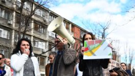 Protest građana zbog najavljene izgradnje crkve kod Štranda u Novom Sadu (FOTO) 4