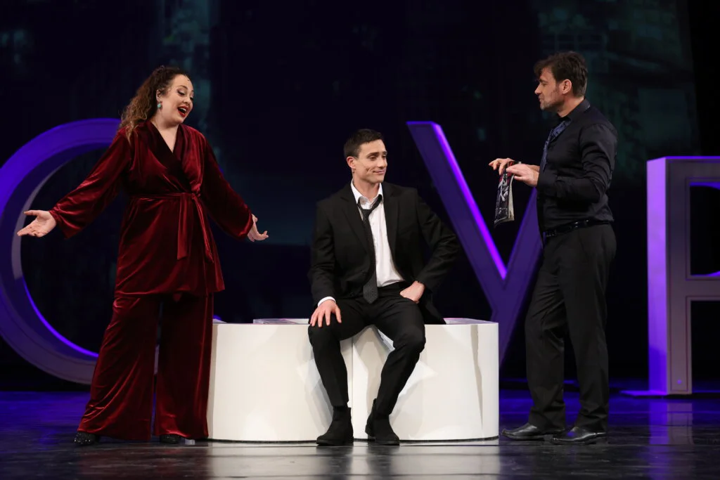 O usamljenosti i zašto je nemoguće živeti bez ljubavi: Premijera kultnog brodvejskog mjuzikla "Company" u Madlenianumu 2