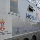 Počeli besplatni mamografski pregledi ispred zgrade Opštine Novi Beograd 6