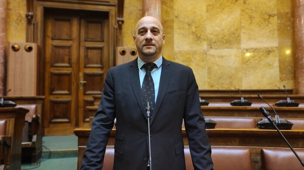 Ana Brnabić je „obezbedila kontinuitet” urušavanja Narodne skupštine: Dalibor Jekić (SSP) 1