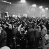 Koliko ljudi je učestvovalo u demonstracijama 27. marta 1941. godine? 12