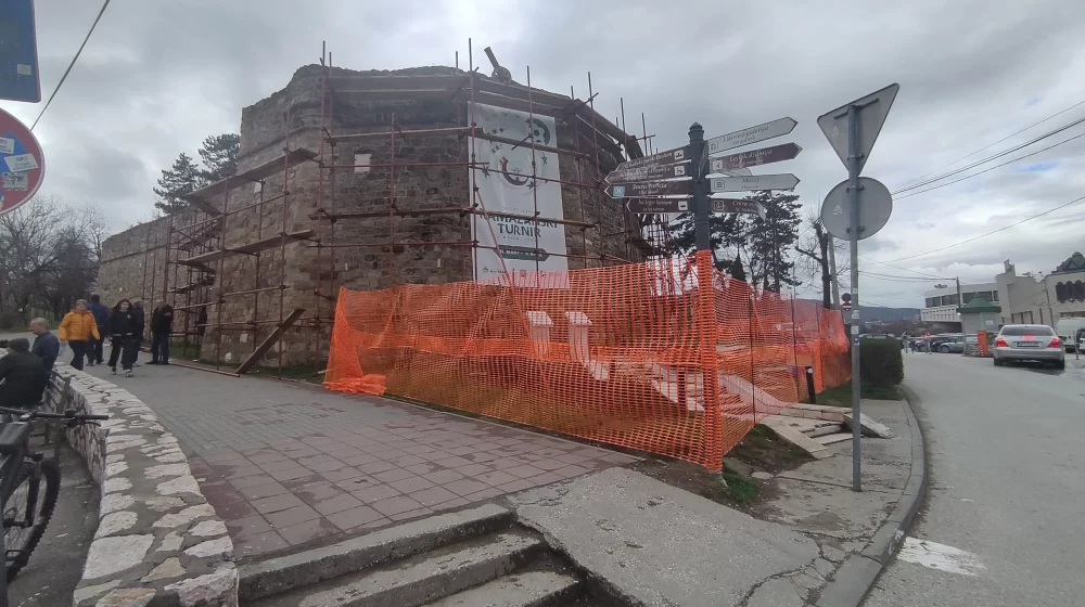 Počela rekonstrukcija Kule Džephane na Novopazarskoj tvrđavi 1 Počela rekonstrukcija Kule Džephane na Novopazarskoj tvrđavi 1