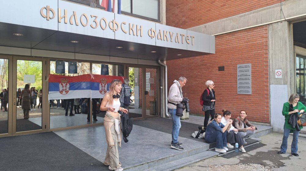 "Gde su naše studentkinje?": Odsek za medijske studije zabrinut zbog privođenja Mile Pajić i Doroteje Antić 1