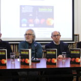 "Knjiga je izvanredna, a stanje u kom živimo je vanredno": Sa promocije "Izvanrednog stanja" Boža Kovačevića 5