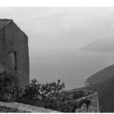 Izolacija koja prerasta u slobodu: Izložba fotografija „Ostrvo” u Galeriji kragujevačkog SKC-a 7