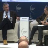 Da li smo upali u zamku srednje razvijenosti: Šta nam vrede tolike investicije ako ih trošimo na stadione? 1