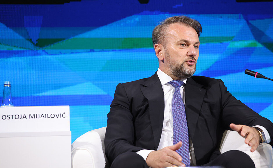 Ostoja Mijailović i Nebojša Čović na „Kopaonik biznis Forumu“: Država mora da ulaže u Partizan i Zvezdu, ali dinar za sport su tri dinara manje za zdravstvo 2 Ostoja Mijailović i Nebojša Čović na „Kopaonik biznis Forumu“: Država mora da ulaže u Partizan i Zvezdu, ali dinar za sport su tri dinara manje za zdravstvo 2