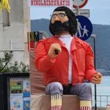 Burne reakcije na spaljivanje lutke sa likom Andreja Nikolaidisa na karnevalu u Herceg Novom 4