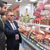 (VIDEO) Momirovića vređa pitanje kako štedi: „Potičem iz bogate porodice koja ne kalkuliše…“ 3