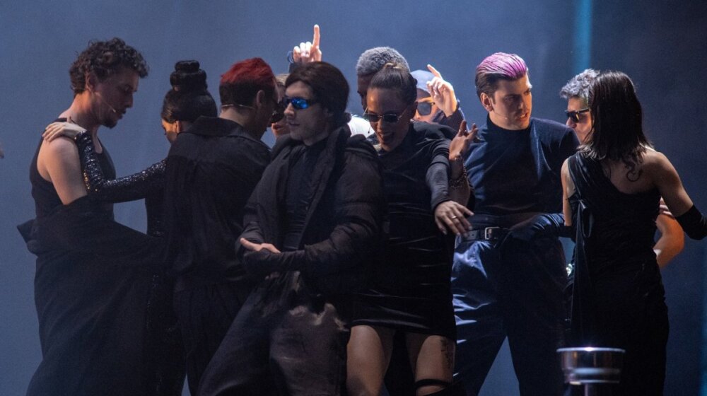 Priča o skorojevićima i korumpiranoj eliti: Večeras premijera komedije "Mister Dolar", u režiji Miloša Lolića 1