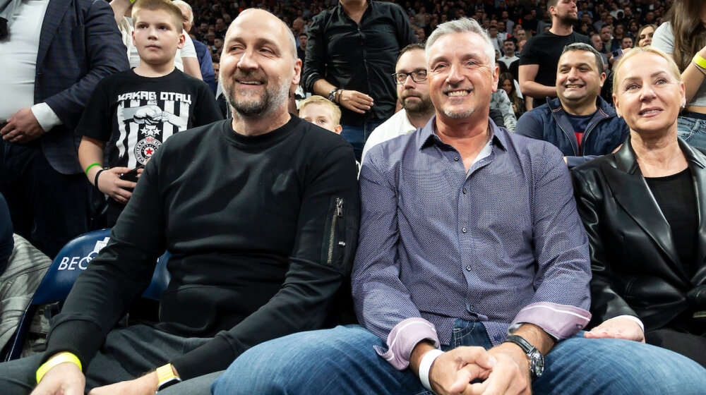 I Toni Kukoč gleda Partizan u Areni (VIDEO) 1