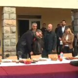 Nije život Švicarska, nego Pambukovica 3