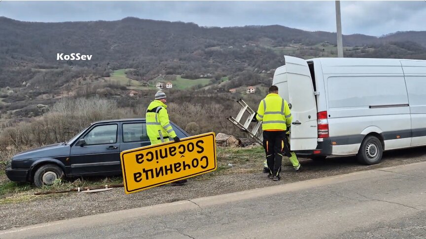 "Vlada Kosova nastavlja svoju borbu protiv srpskog identiteta na Kosovu, krše sopstveni ustav": Srpska demokratija povodom uklanjanja ćiriličnih tabli 1