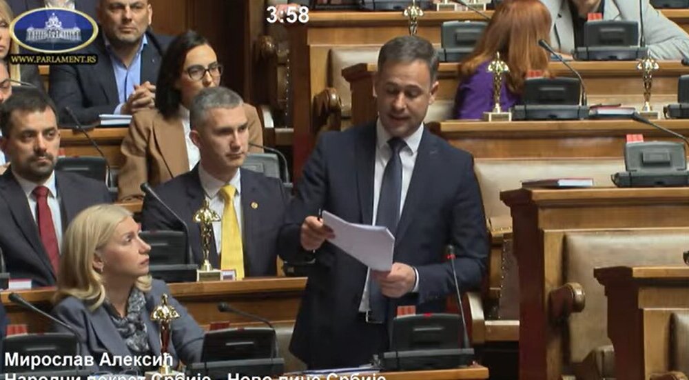 Skupština: Aleksić tvrdi da medijalnu platu od 660 evra primaju ljudi u 149 opština, Mali poručuje da Srbija ima drugi najveći rast u Evropi 1