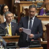 Skupština: Aleksić tvrdi da medijalnu platu od 660 evra primaju ljudi u 149 opština, Mali poručuje da Srbija ima drugi najveći rast u Evropi 9