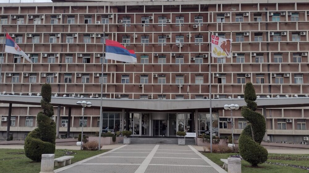 Kragujevčani biraju gradonačelnika dan pre isteka zakonskog roka, odbornici pozvani SMS-om 1