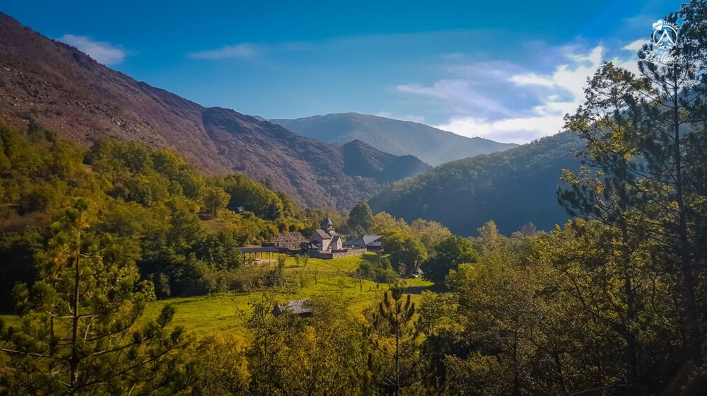 Otkrijte dragulje kulturne i duhovne vrednosti Zlatibora, crkve brvnare i manastire 1