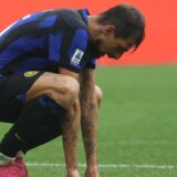 Italijanski fudbaler napustio reprezentaciju zbog optužbi za rasizam: Ačerbi rekao igraču Napolija da je “crnčuga” 6