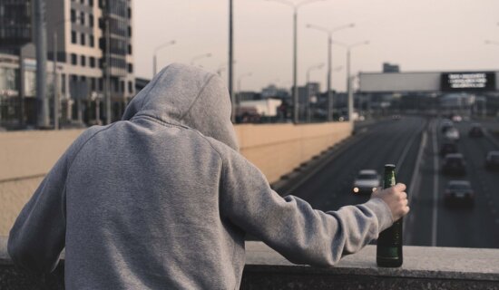 Svaki drugi trinaestogodišnjak u Srbiji pije alkohol: Istraživanje Batuta pokazalo zabrinjavajuće podatke 12