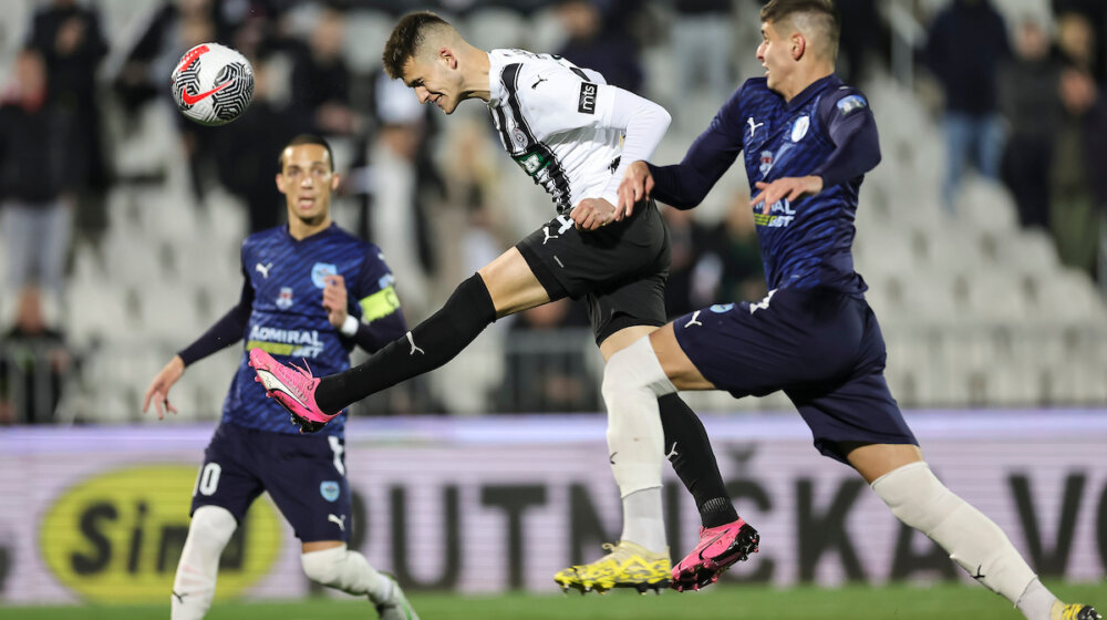 Baždar nabaždario Partizan za večiti derbi: Rutinski zadržana prednost ispred Zvezde, igrali i Saldanja i Severina, debi golmana Krunića 1