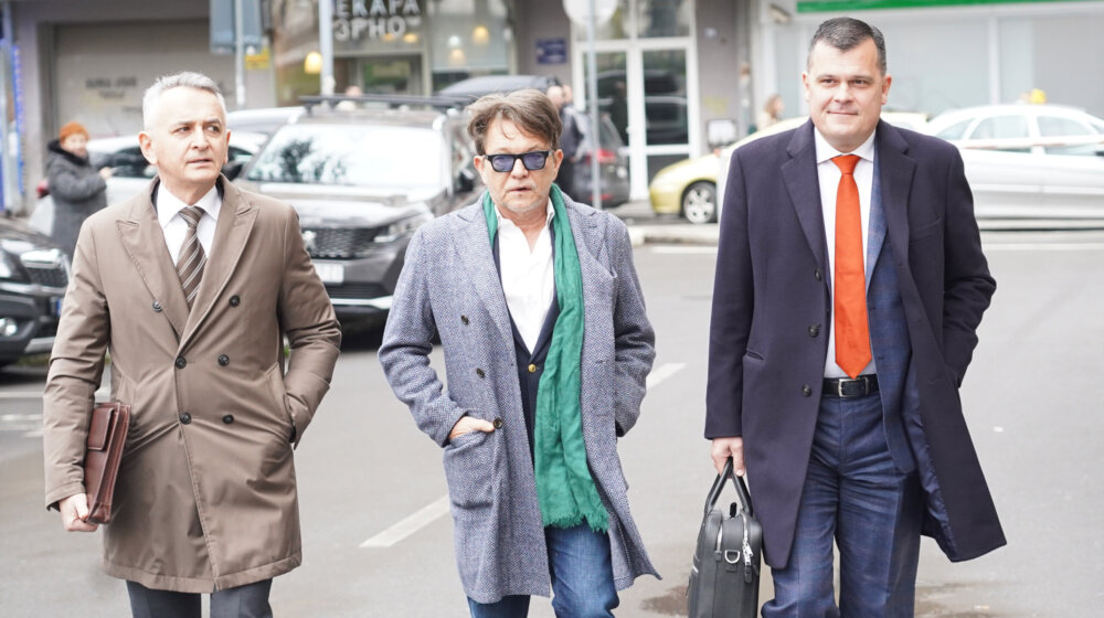 Pojavio se novi snimak na kojem se vidi nastavak sukoba Antonijevića i Bjelogrlića (VIDEO) 1