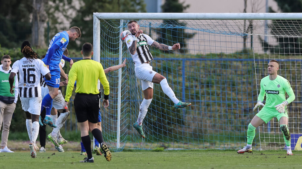 Partizan se spasao poraza u Lučanima: Mladost vodila, crno-beli izjednačili u finišu 1