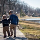 Šta se dešava kada postoji deficit hormona rasta? 3