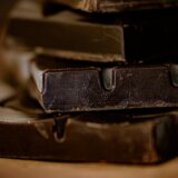 Federalni inspektori BiH iz prodaje povukli čokoladice poznatog brenda zbog komada plastike 7