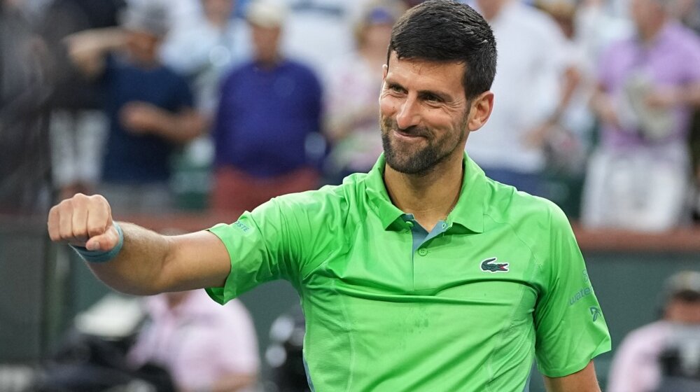 The trojka: Novak Đoković se u Stejpls centru dokazao kralju Lebronu Džejmsu (VIDEO) 1