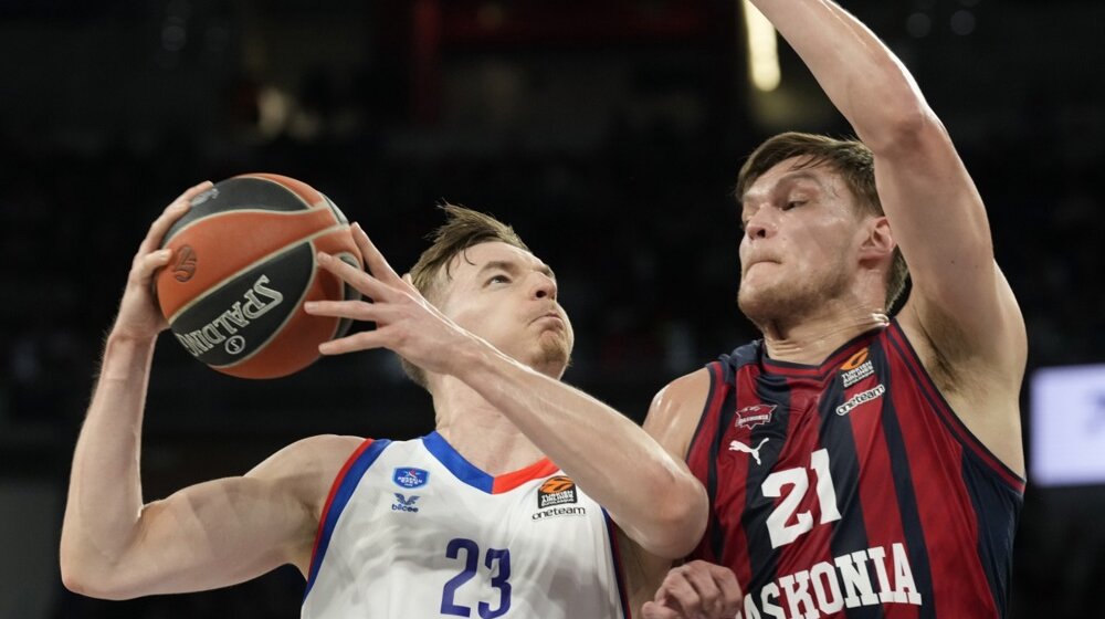 Borba za plej-in Evrolige: Sad je Efes usamljen na desetom mestu, Partizan i ostali s pobedom manje od njega 1