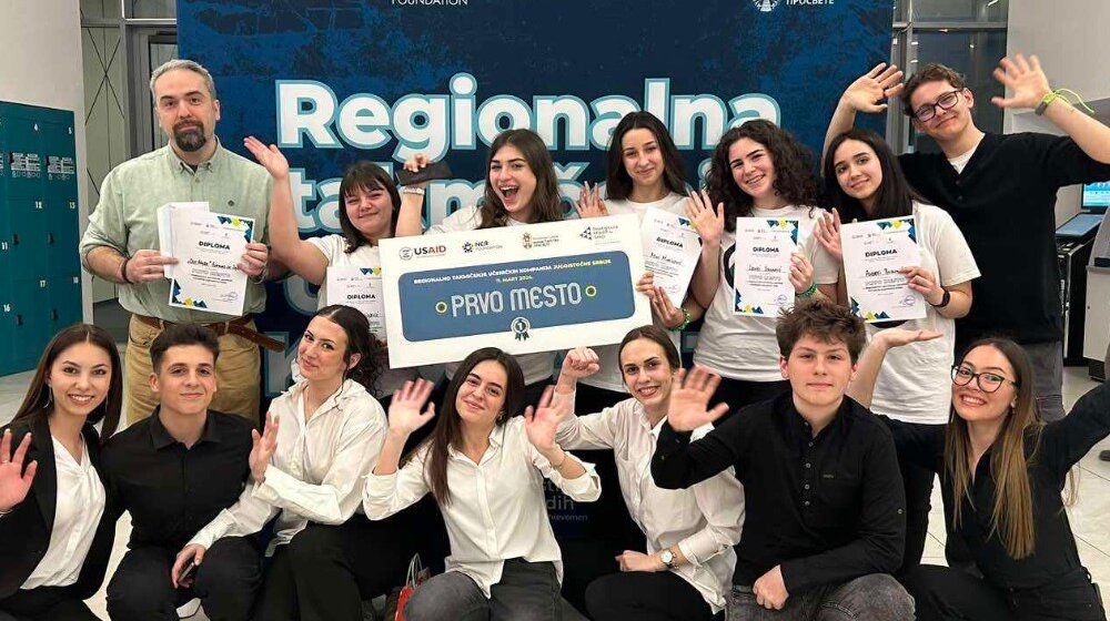 Zaječarski gimnazijalci pobednici regionalnog takmičenja učeničkih kompanija 1