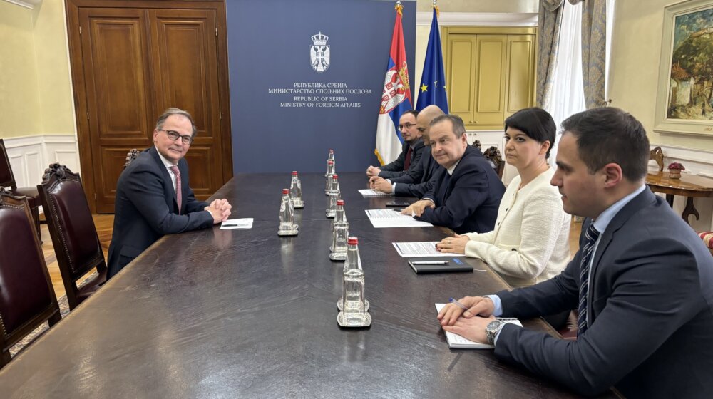 Dačić sa Bernaskonijem: Srbija privržena međunarodnom pravu 1