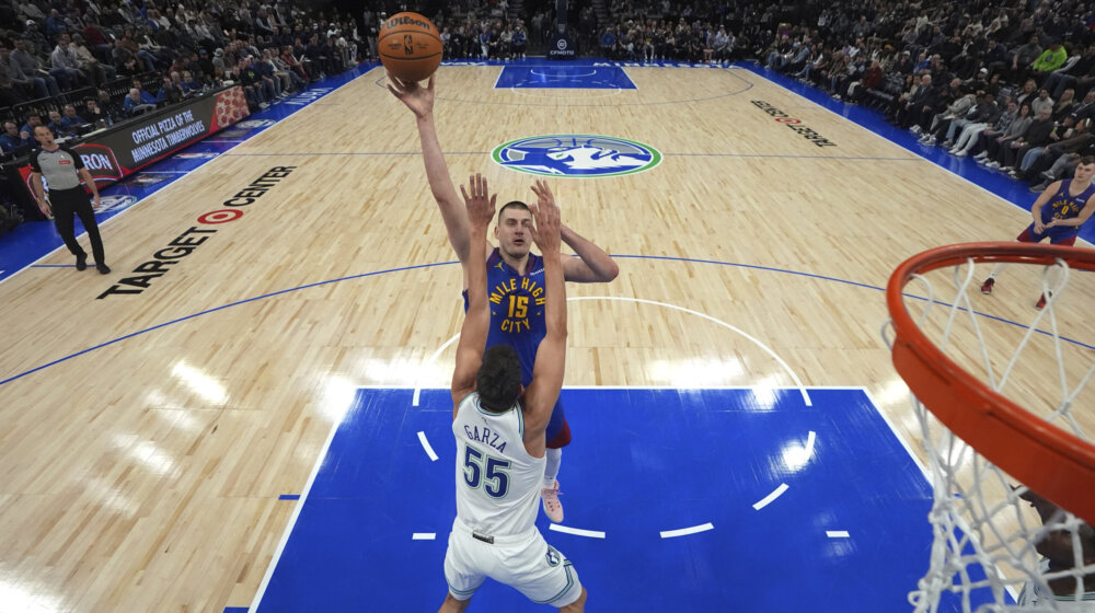 Denver na Minesotine trojke u poslednjem minutu izdržao preko slobodnih bacanja 1