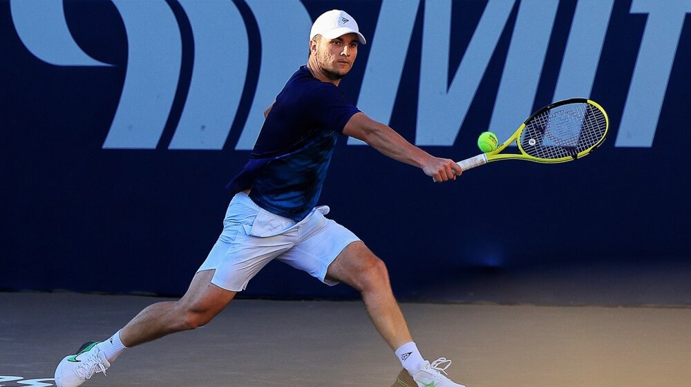 Masters u Majamiju: Kecmanović spasao dve meč-lopte, ali 19-godišnji Kinez bolji u oba taj-brejka 1