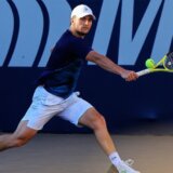 Masters u Majamiju: Kecmanović spasao dve meč-lopte, ali 19-godišnji Kinez bolji u oba taj-brejka 4