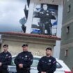 U čast poginulog policajca Ivana Đurđevca u Zaječaru naslikan mural sa njegovim likom 14