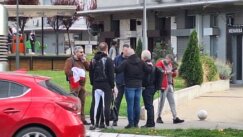 (FOTO, VIDEO) Podne protiv Putina: Kolone ispred biračkih mesta, redovi i u Beogradu 5