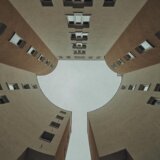 Stanovi ili kuće: Koja vrsta nekretnine je bolja za ulaganje? 1