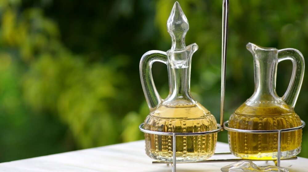 Jedna kašika dnevno ovog sirćeta smanjuje holesterol i kilažu 1